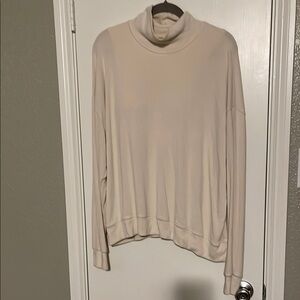 Klassy Network Cream Oversized Long Sleeve Sweatshirt